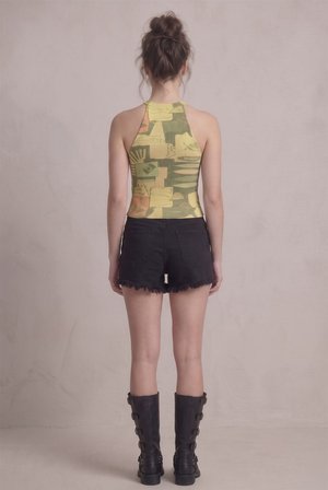 Kadın Fitilli Grafik Desenli Baskılı Halter Yaka Crop Bluz