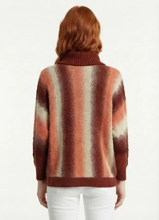 Kadın Oversize Fit Yarım Balıkçı Yaka Kazak