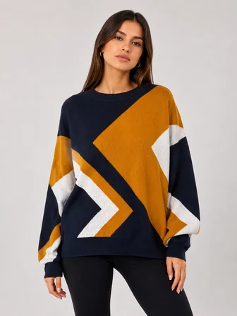 Kadın Oversize Geometrik Desenli Triko Kazak