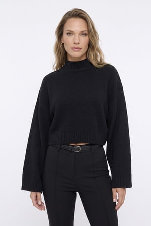 Kadın Premium Yarasa Geniş Kol Crop Triko Kazak