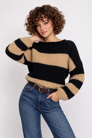 Kadın Premium Sakallı İplik Detaylı Çizgili Crop Triko Kazak
