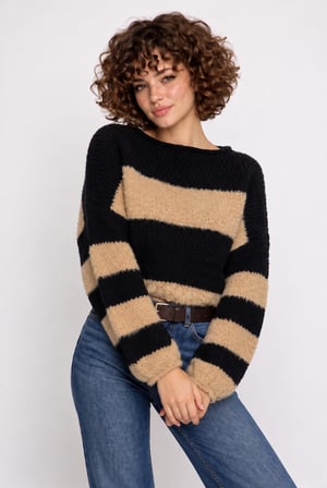 Kadın Premium Sakallı İplik Detaylı Çizgili Crop Triko Kazak
