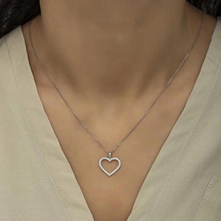 STİLLOVE Gümüş Kalp Bayan Kolye