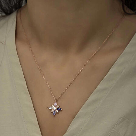 STİLLOVE Gümüş Rose Mix Taşlı Umut Çiçeği Kolye
