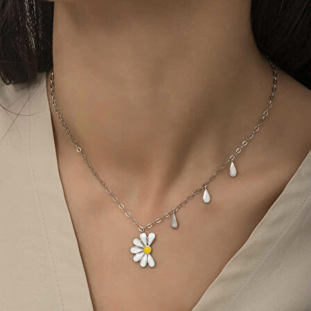 STİLLOVE Gümüş Rodyum Papatya Seviyor Sevmiyor Kadın Kolye