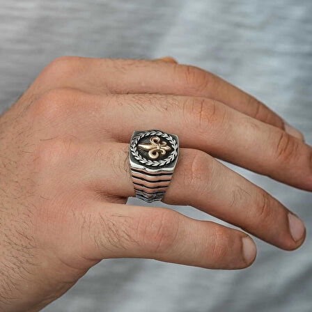 STİLLOVE ​Gümüş Zambak Çiçeği Desenli Erkek Yüzük