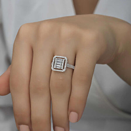 STİLLOVE Gümüş Baget Kesim Kadın Yüzük