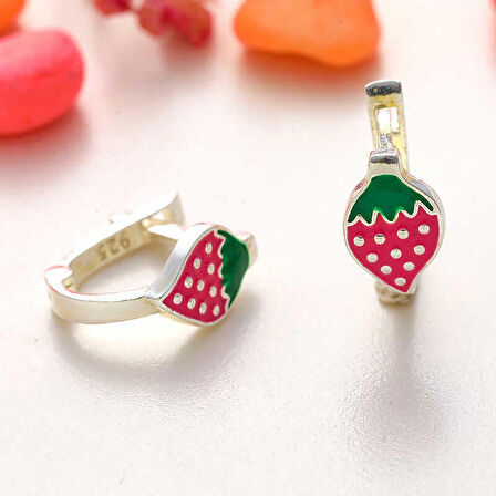 STİLLOVE Gümüş Çilek Çocuk Küpesi