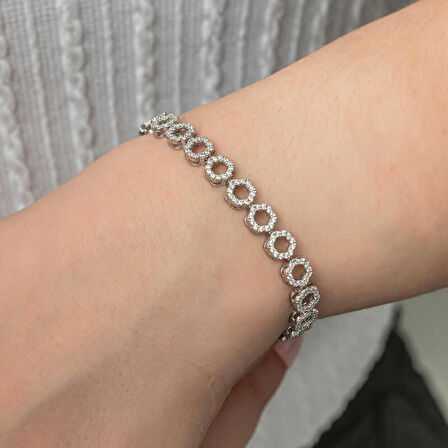 STİLLOVE Gümüş Çember Beyaz Taşlı Su Yolu Kadın Bileklik