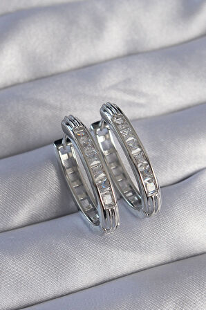 STİLLOVE Pirinç Gümüş Renk Zirkon Taşlı Oval Model Küpe