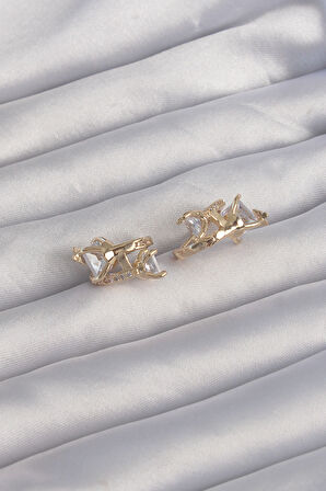 STİLLOVE Pirinç Gold Renk İri Zirkon Taşlı Kıvrımlı Minimal Kelebekli Halka Küpe