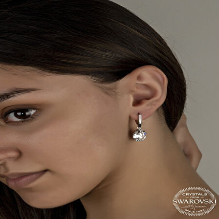 STİLLOVE Swarovski Crystal Taşlı Gümüş Beyaz Oval Sallantılı Kadın Küpe