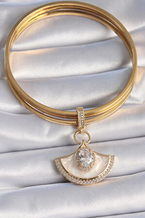 STİLLOVE Pirinç Gold Renk Zirkon Taş Detaylı Beyaz Mineli Ajda Charm