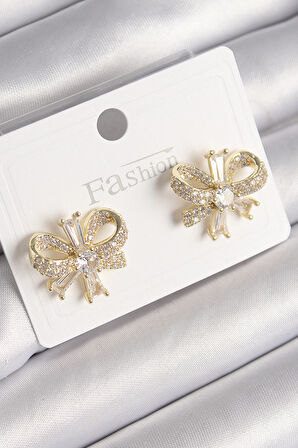 STİLLOVE Pirinç Gold Renk Zirkon Taşlı Fiyonk Model Kadın Küpe