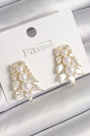 STİLLOVE Pirinç Gold Renk Zirkon Taşlı Yaprak Model İnci Detay Kadın Küpe