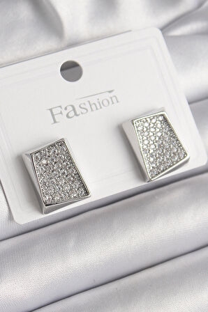 STİLLOVE Pirinç Gümüş Renk Zirkon Taşlı Plaka Model Kadın Küpe