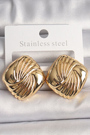 STİLLOVE Pirinç Gold Renk İşlemeli Kare Model Kadın Küpe