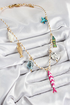 Seramik Motifli Pembe Balık Figürlü Model Krem İp Kadın Kolye