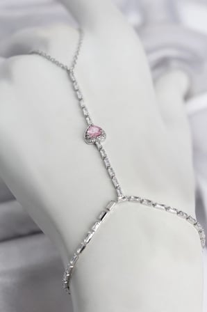 Gümüş Renk Pirinç Zirkon Taşlı Pembe Kalp Model Şahmeran