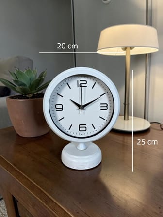 Premium Beyaz 25 x 20 Cm Metal Masa Saati