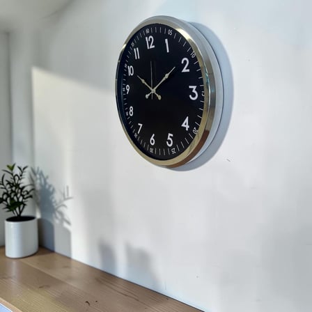Krom Standart Dekoratif 52 x 52 Cm Duvar Saati