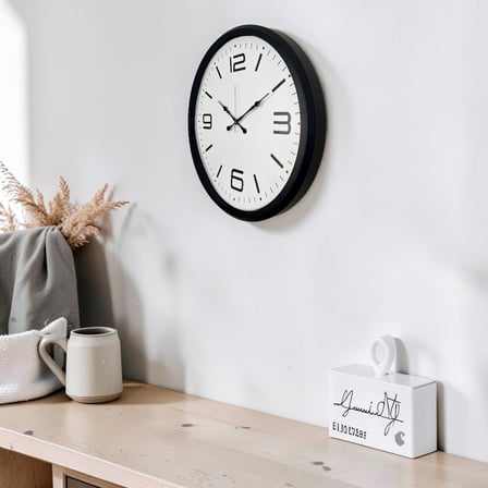 Siyah Modern & Şık 52 Cm Metal Duvar Saati