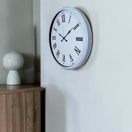 White Modern 52 x 52 Cm Duvar Saati
