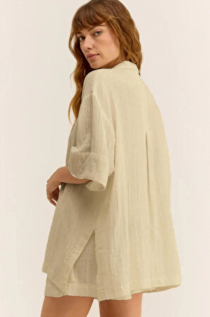 Kadın Müslin Plaj Takımı - Yazlık Oversize Gömlek ve Şort İkili Set | Rahat ve Şık Plaj & Günlük Kombin