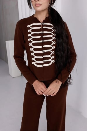 Süvari Model Düğme Detaylı Likralı Standart Beden Triko Takım