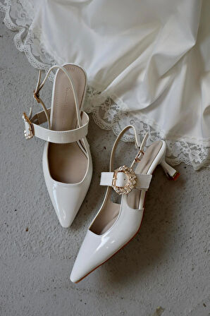 Sue Kısa Topuklu Taş Detaylı Rugan Stiletto