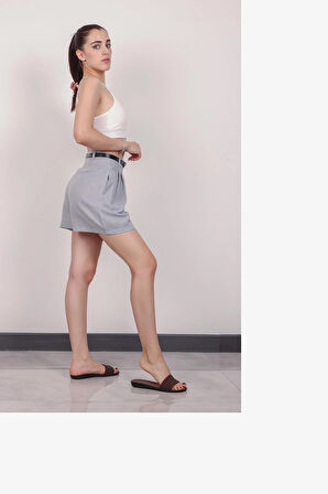 Kadın Gri Kemerli Şort