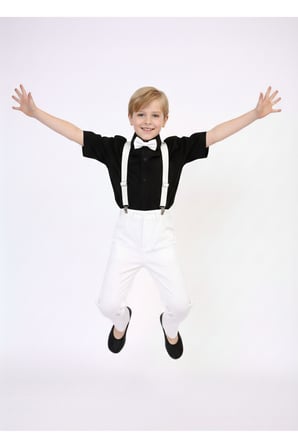 Erkek Çocuk Pantolon Kısa Kollu Gömlek Ve Papyon Askı Takım 23 Nisan-Özel Bayramlar