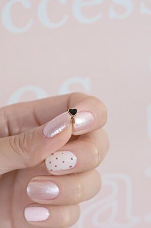 Siyah Kalpli Halka Tragus Piercing Kıkırdak Küpesi