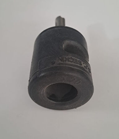 DIŞTAN FOLYOLU BORU TRAŞLAMA AĞZI SDS PLUS 20 MM LİK - KALEMTRAŞ PLASTİK