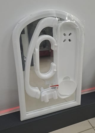VİP PLASTİK AYNA SETİ 5 PARÇA KÜÇÜK ( 29,5 cm x 44 cm )