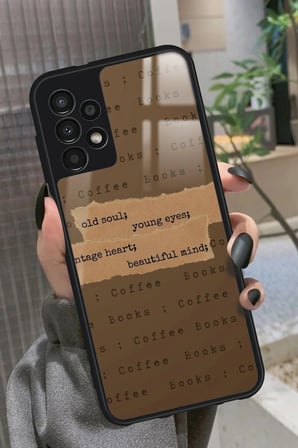 Samsung Galaxy A73 Uyumlu Kahverengi Poster Tasarımlı Parlak Silikon Kılıf