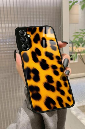 Samsung Galaxy M34 Uyumlu Sarı Leopar Tasarımlı Parlak Silikon Kılıf