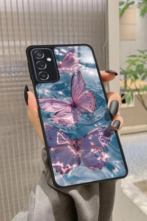 Samsung Galaxy M52 Uyumlu Pembe Kelebek Tasarımlı Parlak Silikon Kılıf