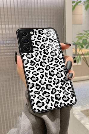 Samsung Galaxy S22 Uyumlu Leopar Tasarımlı Parlak Silikon Kılıf