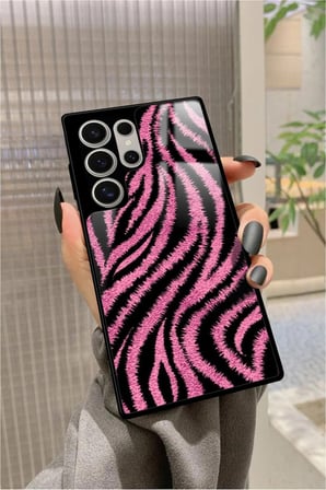 Samsung Galaxy S23 Ultra Uyumlu Pembe Zebra Tasarımlı Parlak Silikon Kılıf