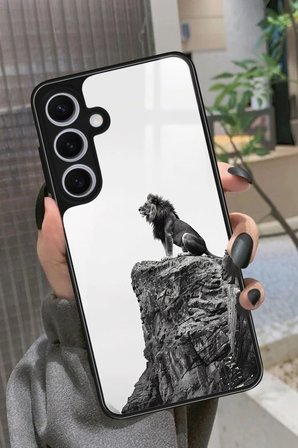 Samsung Galaxy S24 Uyumlu Aslan Tasarımlı Parlak Silikon Kılıf