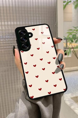 Samsung Galaxy S25 Plus Uyumlu Kalp Tasarımlı Parlak Silikon Kılıf