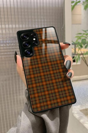 Samsung Galaxy S25 Ultra Uyumlu Kırmızı Kare Tasarımlı Parlak Silikon Kılıf