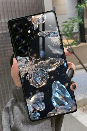 Samsung Galaxy S25 Ultra Uyumlu Beyaz Kelebek Tasarımlı Parlak Silikon Kılıf