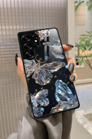 Samsung Galaxy S25 Ultra Uyumlu Beyaz Kelebek Tasarımlı Parlak Silikon Kılıf