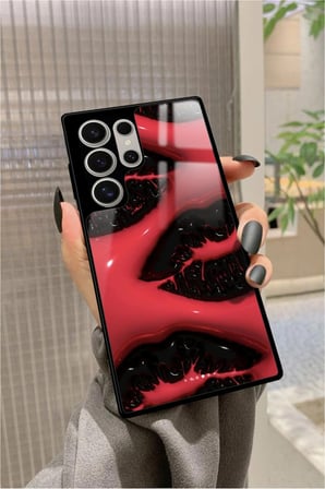 Samsung Galaxy S22 Ultra Uyumlu Dudak Tasarımlı Parlak Silikon Kılıf