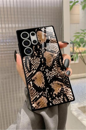 Samsung Galaxy S22 Ultra Uyumlu Yılan Derisi Tasarımlı Parlak Silikon Kılıf