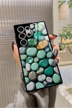 Samsung Galaxy S24 Ultra Uyumlu Yeşil Taş Tasarımlı Parlak Silikon Kılıf