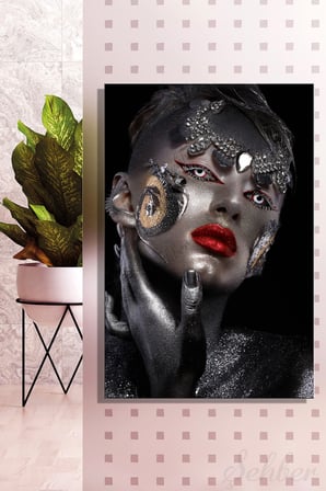Dekoratif Dikey Kanvas Tablo Tekli Kuaför Güzellik Salonu Makyaj Nail Art Gold Efekt Kadın Portre