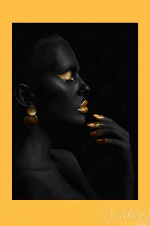 Dekoratif Dikey Kanvas Tablo Tekli Kuaför Güzellik Salonu Makyaj Nail Art Gold Kadın Portre 811